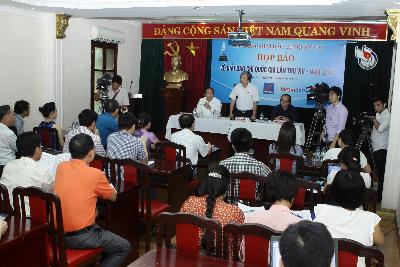 Nên có giải báo chí dành riêng cho dân tộc miền núi và biển đảo ảnh 1